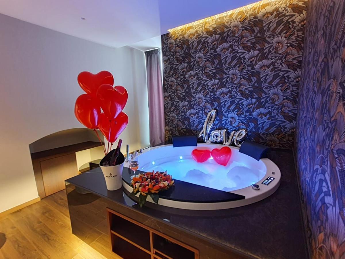Corte Trento - Exclusive Rooms Bitonto Ngoại thất bức ảnh
